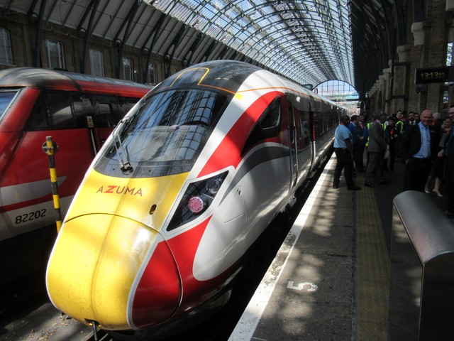 日立向英国高铁交付新车辆 其名唤作"azuma"(视频)