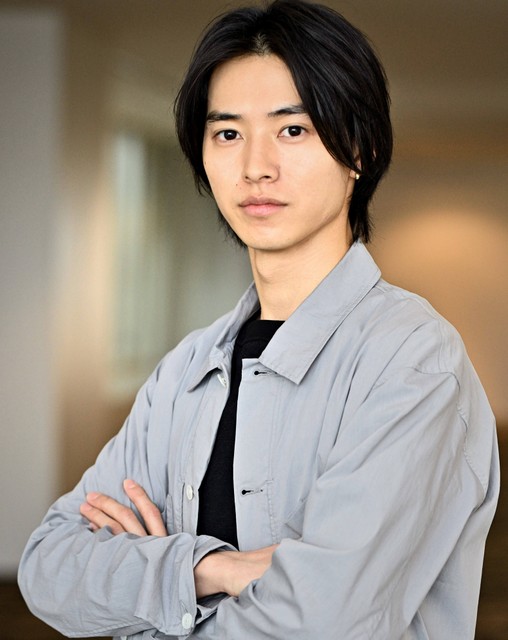 电影《王者天下》主演·山崎贤人 为剑术场面苦塑身：朝日新聞中文网