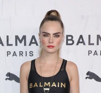 英国出身のセレブモデル お金が全てじゃない 不幸せで一人っきり よろず ニュース