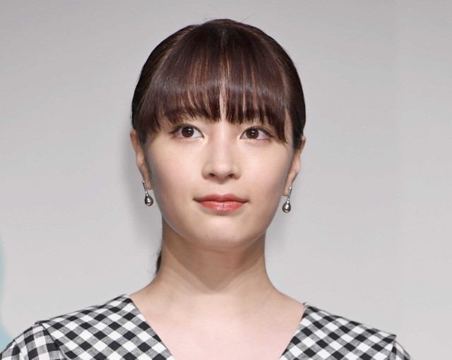 どんな髪色でも似合うと思う女性芸能人といえば 2位 広瀬すず さん 1位は 元彼の遺言状 の主演女優 まいどなニュース