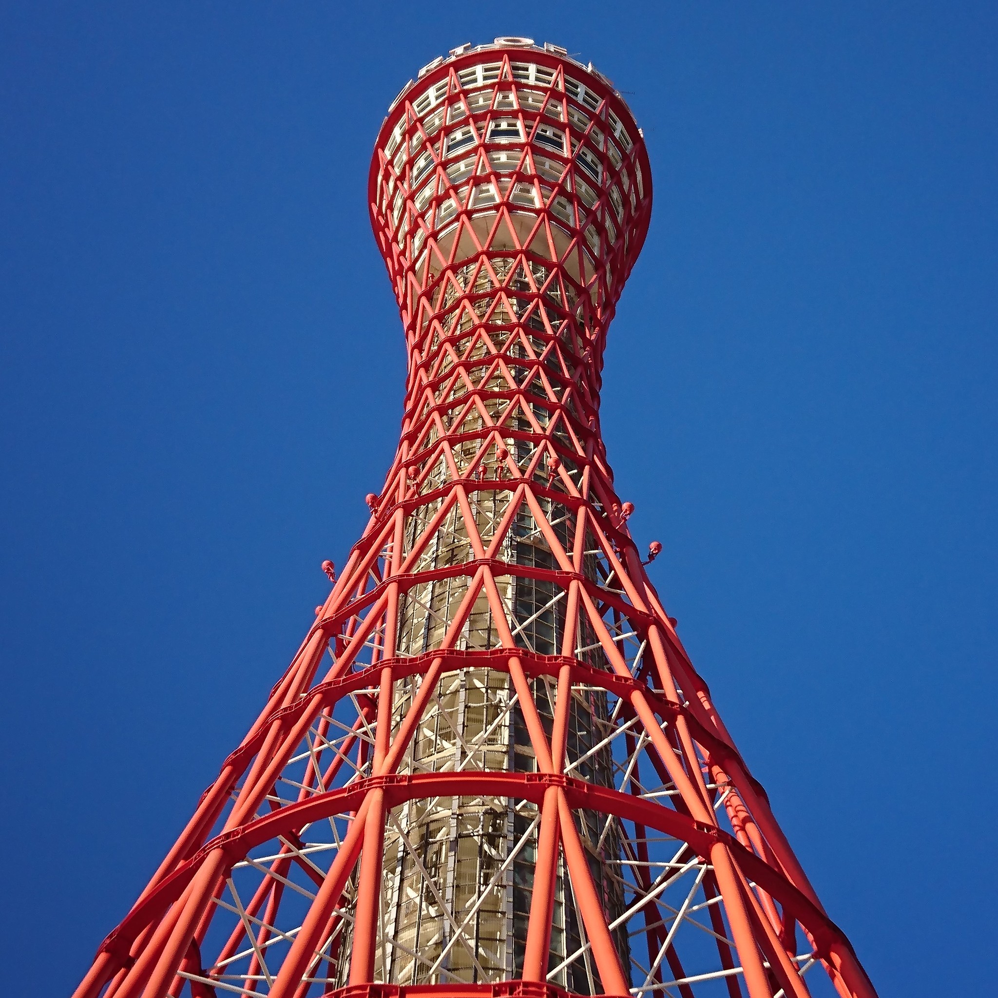 11月21日で57歳 神戸 ポートタワー 衰え知らずの 鉄塔の美女 の魅力 まいどなニュース