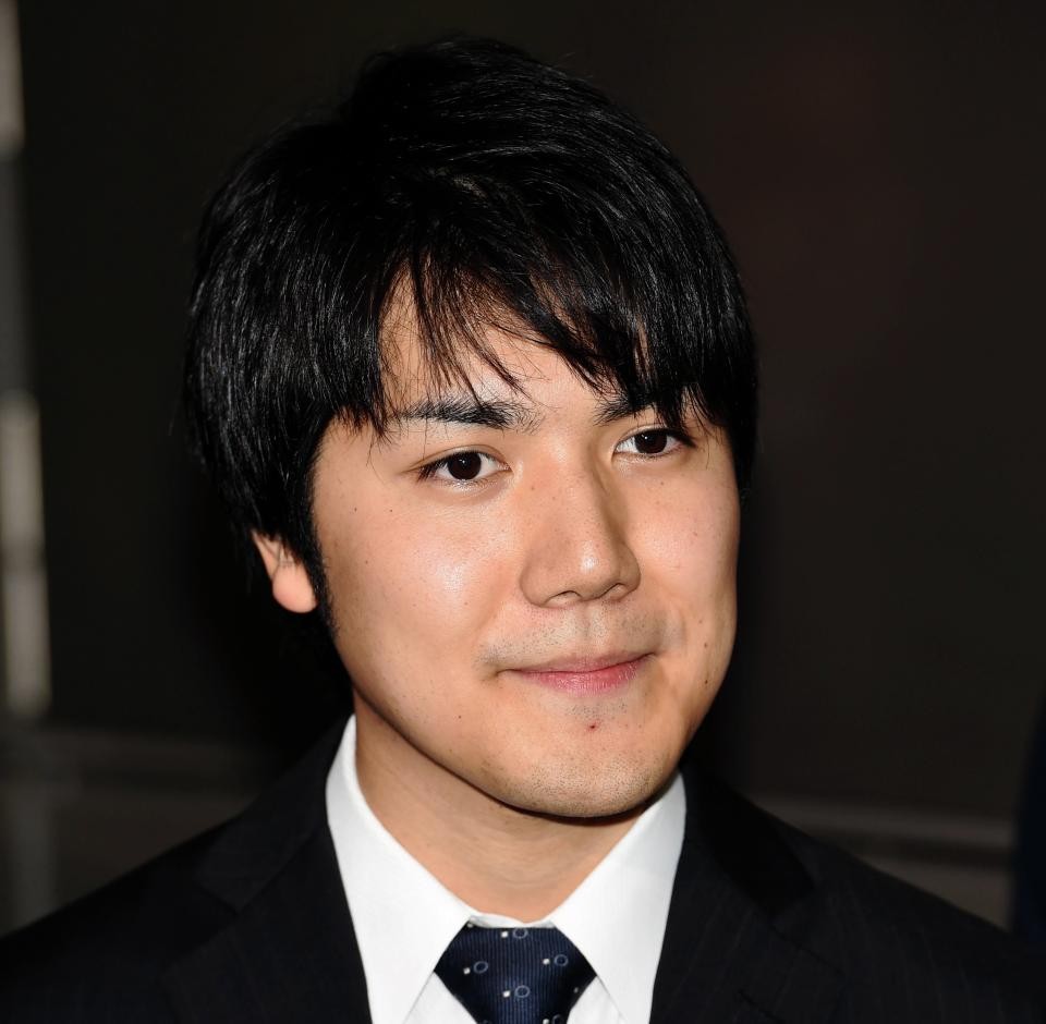 小室圭さん 長髪束ねる最新映像 めざまし８ で公開 谷原章介 印象変わった よろず ニュース