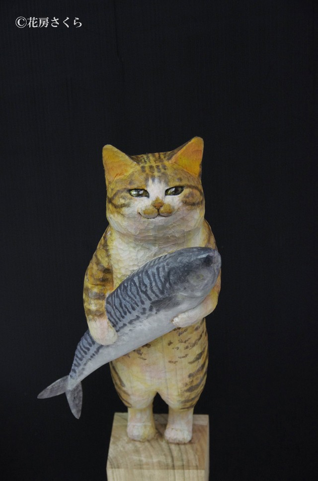 鹿児島で保護された野良猫がめぐりめぐって今は淡路島 彫刻家にインスピレーションを与え続ける2匹の猫 まいどなニュース