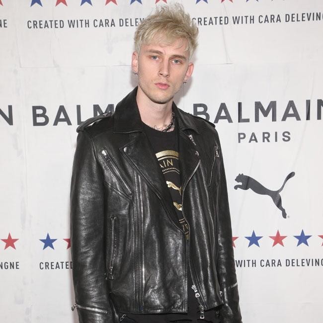 人気女優が恐怖に引きつる 新しい引っ越し先で心霊現象 恋人ｍｇｋが状況を 証言 よろず ニュース