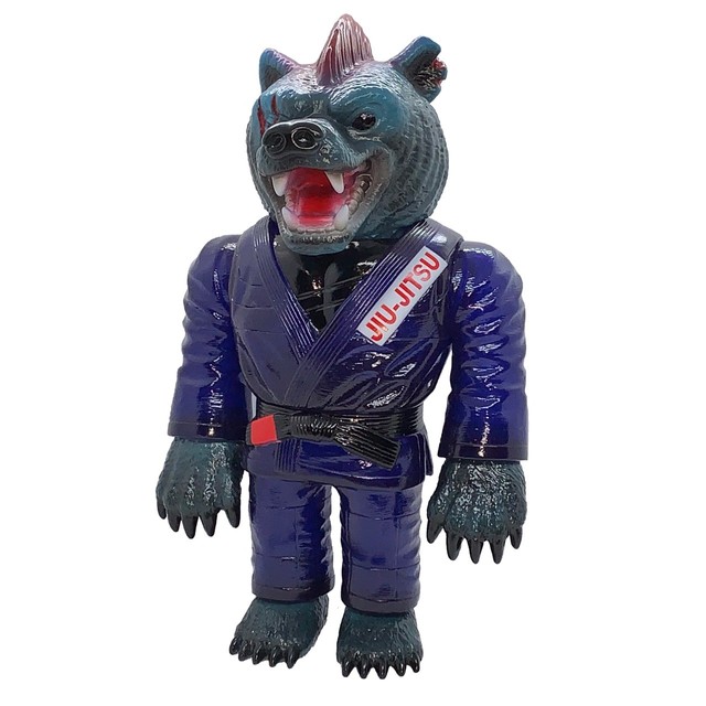 デフォルメ怪獣ソフビ ブームから30年 きっかけはケムール人 いま注目は レッドシャーク よろず ニュース