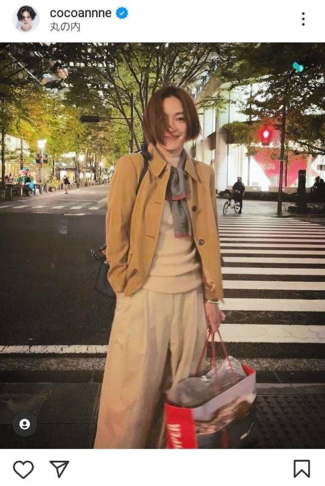 丸の内に中村アン 秋の上質ブラウンコーデが素敵すぎ 髪はショートボブに よろず ニュース