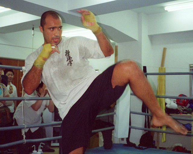 極真会館が元世界王者のフランシスコ・フィリォを除名 グラウベ・フェイトーザも|よろず〜ニュース