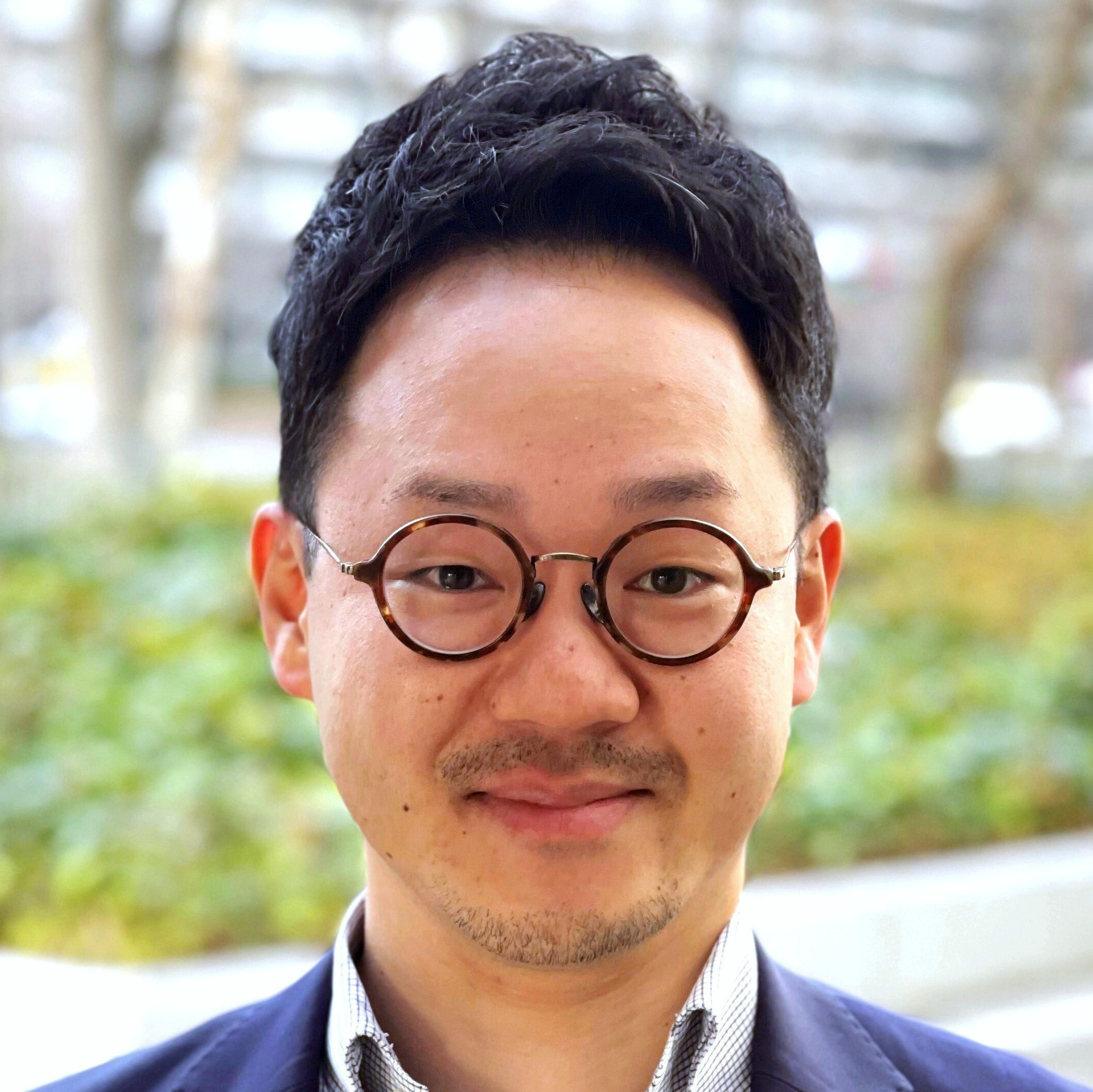 新田哲史（しんでん・さとし）記者のプロフィール写真