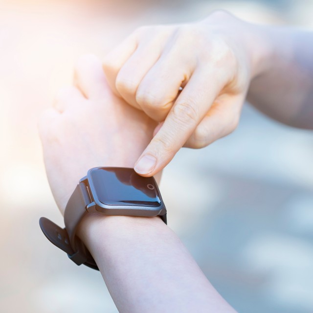 約9割の人が スマートウォッチを持っていない 機械に管理されているみたい 老眼で見えない の声 まいどなニュース