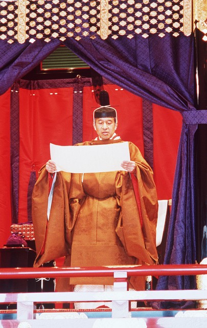 天皇陛下对友人讲述 "我是承上启下的天皇"