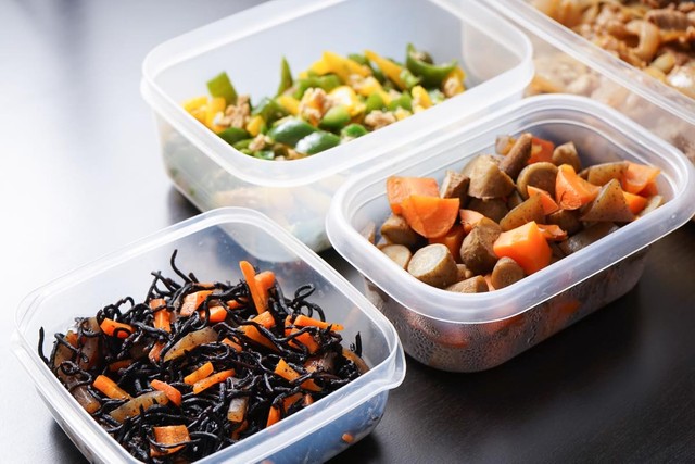 これはね…実は…（maroke/stock.adobe.com）